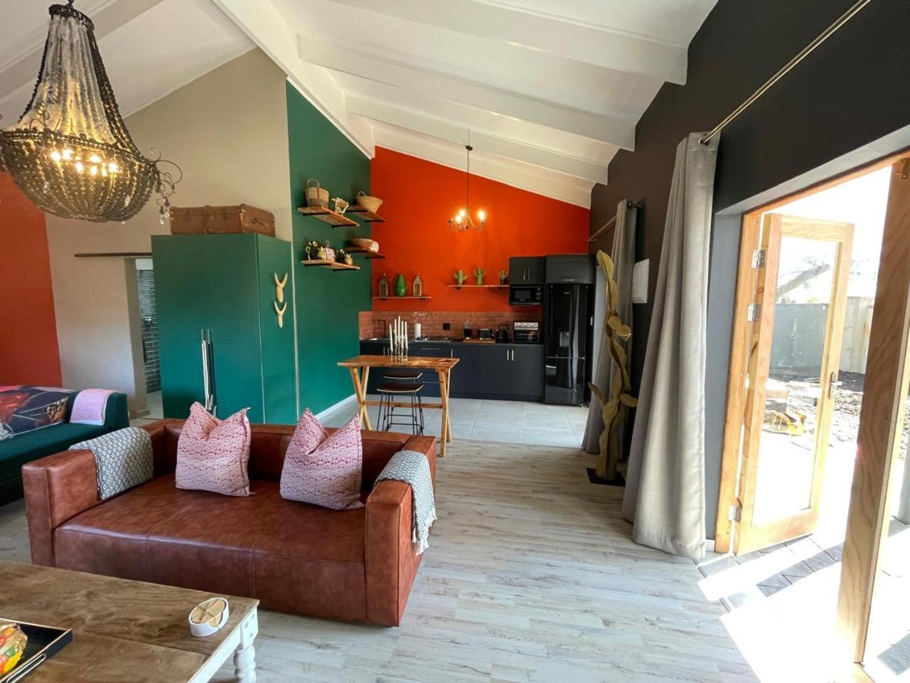 Periwinkle, Grove ,Acorn & Sage Cottages كلارينس الغرفة الصورة